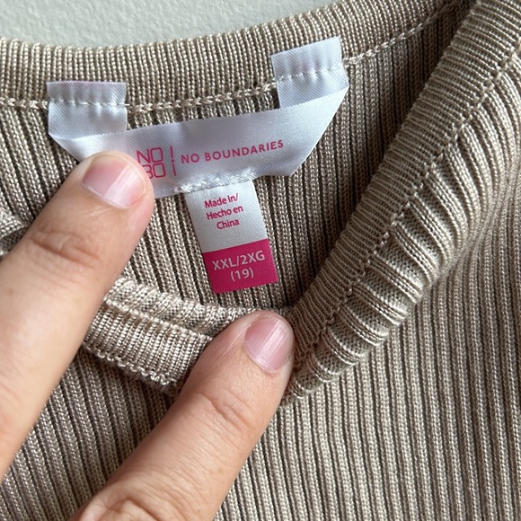 5/$25 No Boundaries Form Fitting Dress with Chain Straps, Tan, Size XXL (19) - Picture 4 of 8